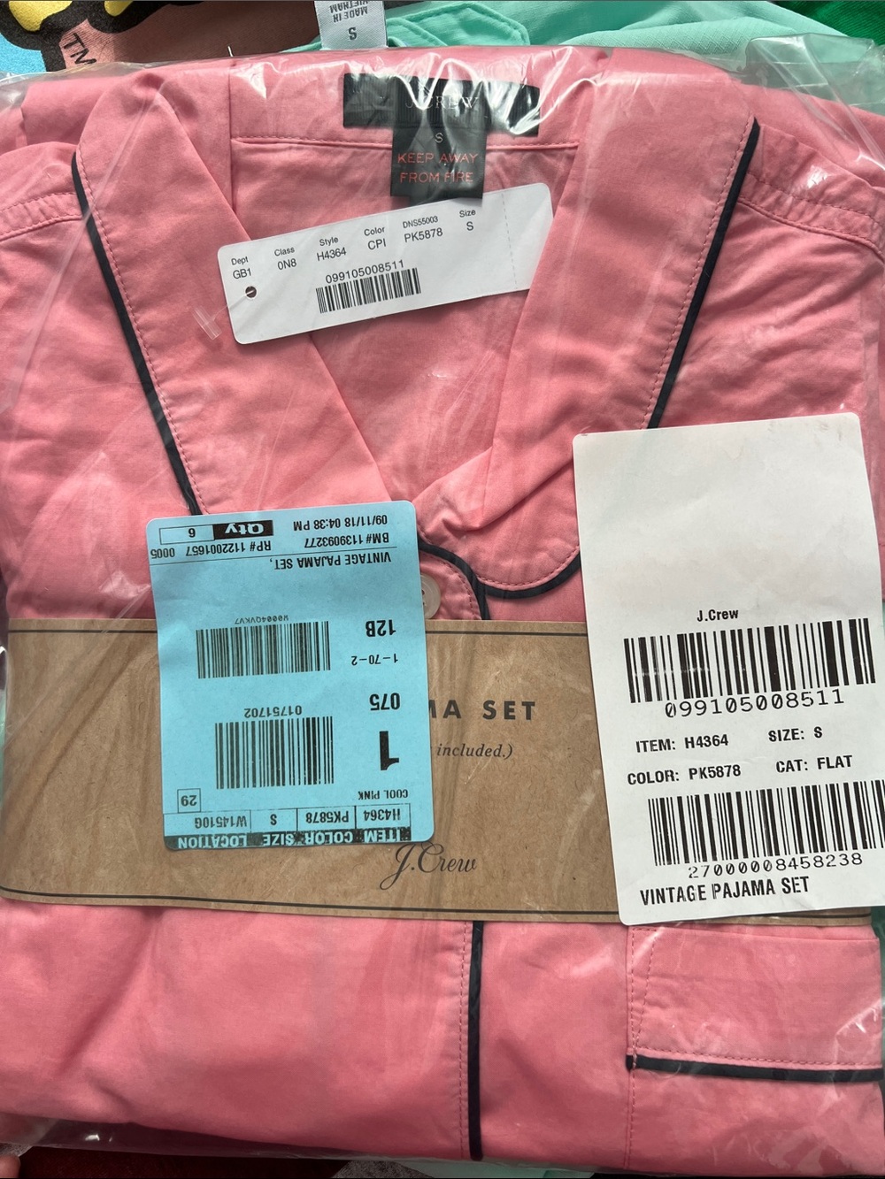 Women’s Pajama Top (Not a Coat)